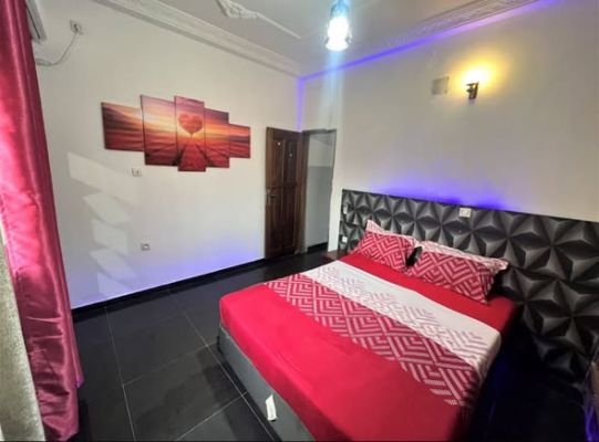 Studio Meublé Haut de Gamme 𝐞𝐭 𝐒𝐞́𝐜𝐮𝐫𝐢𝐭𝐞́ 𝐚̀ 𝐁𝐚𝐬𝐭𝐨𝐬, 𝐘𝐚𝐨𝐮𝐧𝐝𝐞́ ! - Image 2