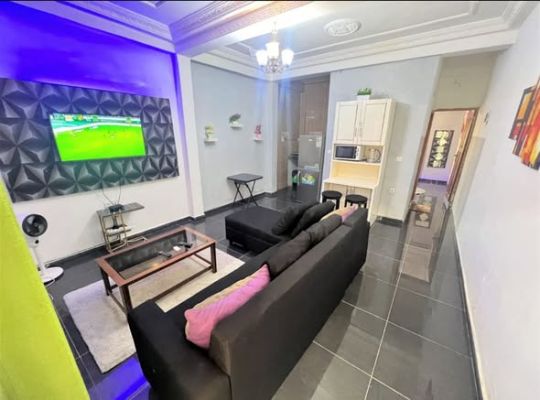 Studio Meublé Haut de Gamme 𝐞𝐭 𝐒𝐞́𝐜𝐮𝐫𝐢𝐭𝐞́ 𝐚̀ 𝐁𝐚𝐬𝐭𝐨𝐬, 𝐘𝐚𝐨𝐮𝐧𝐝𝐞́ ! - Image 3