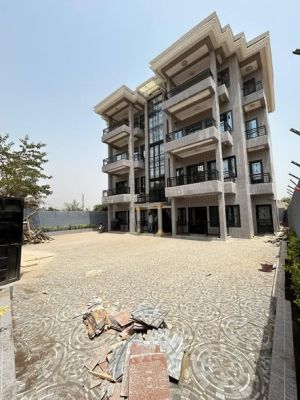 𝐃𝐞𝐬 𝐧𝐨𝐮𝐯𝐞𝐚𝐮𝐱 𝐚𝐩𝐩𝐚𝐫𝐭𝐞𝐦𝐞𝐧𝐭𝐬 𝐞𝐧 𝐥𝐨𝐜𝐚𝐭𝐢𝐨𝐧 à 𝐁𝐞𝐧𝐭𝐨𝐮𝐫𝐲𝐚𝐡 - 𝐊𝐨𝐮𝐫𝐨𝐮𝐧𝐝𝐨𝐮 ( à 𝟏.𝟕𝟎𝟎.𝟎𝟎𝟎 𝐅𝐠) - Image 1