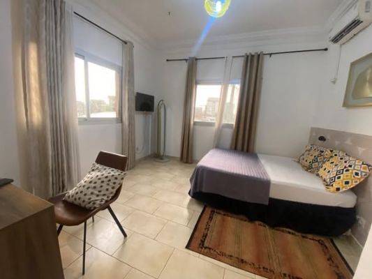 MAGNIFIQUE STUDIO MODERNE  dans la barrière sécurisée aux Rez de chaussée aux pk12 - Image 2