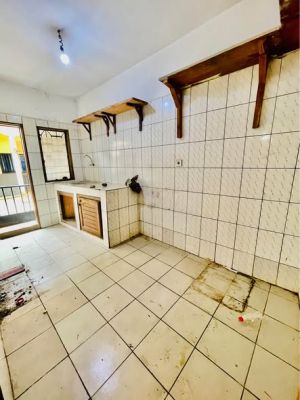 APPARTEMENT MODERNE À BIYEM ASSI NON LOIN DE ROUTE - Image 3