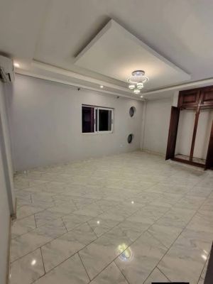 Magnifique Appartement à Louer Y'dé Biyem Assi. 3chambres 3douches eau chaude climatisation Parking Gardien...300,000... - Image 3