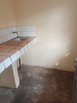 Appartement moderne Titi garage 50000 deux chambres, salon, cuisine, 1 douche avance 4 mois Tel:696695641 ou 67118829... - Image 2