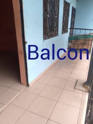 TRES BON STUDIO MODERNE A LOUER - Image 1