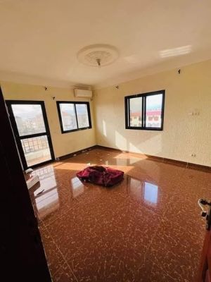 Nouvelle Appartement disponible a F3 au bord du goudron au 1er - Image 1