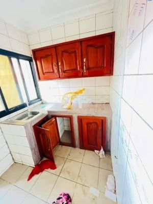 Nouvelle Appartement disponible a F3 au bord du goudron au 1er - Image 2