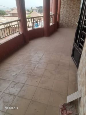 Nouveau immeuble à LOUER du 1er au 5eme  dans le quartier Résidentiel de #MATOTO_KAPITAYA... - Image 3