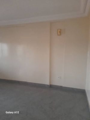 Nouveau immeuble à LOUER du 1er au 5eme  dans le quartier Résidentiel de #MATOTO_KAPITAYA... - Image 4