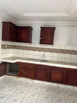 Studio moderne derrière la station BOCOM Nkoabang - Image 5