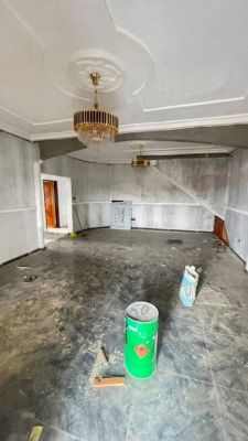 Magnifique et grand appartement haut standing en finition situé à Kotto Banguè - Image 2