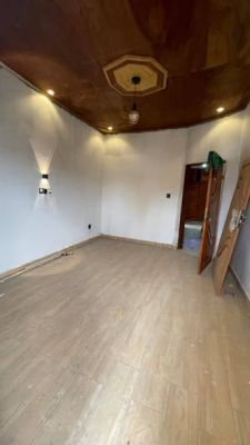 Magnifique et grand appartement haut standing en finition situé à Kotto Banguè - Image 5