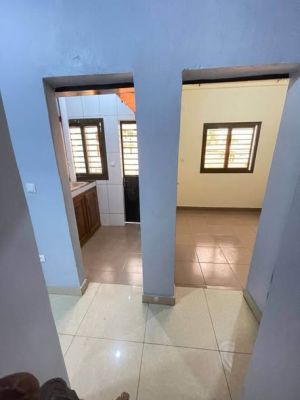 Location rapide : #Studio Moderne  disponible  40 m² - Image 2