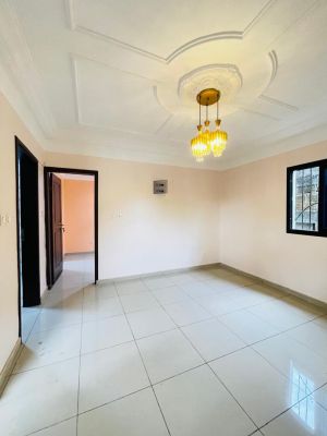 Studios modernes nouvellement construits a Maképé Missoké - Image 5