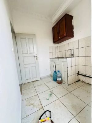 STUDIO A LOUER A OBAM ACCESSIBLE  UN STUDIO PAIN POULET - Image 1