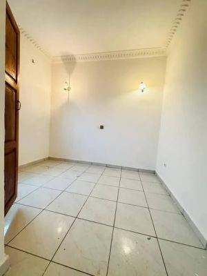 STUDIO A LOUER A OBAM ACCESSIBLE  UN STUDIO PAIN POULET - Image 5