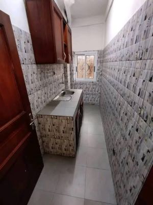 Appartement haut standing, 2 chambres, 2 douches, salon - Image 3