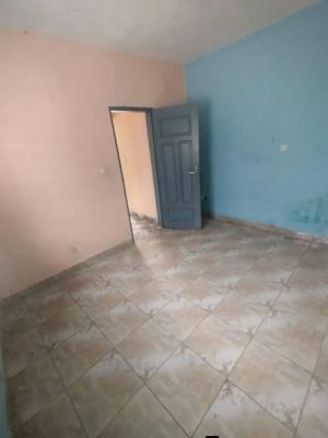 Studio moderne à louer situé à logbaba plateau - Image 4