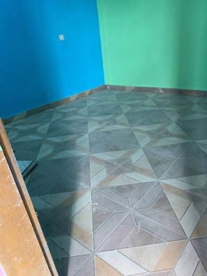 STUDIO MODERNE DISPONIBLE À NDOGPASSI 2 non loin de la chefferie - Image 1