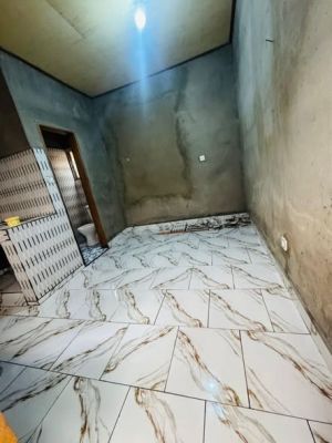 Chambre moderne nouvellement construit - Image 2