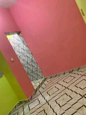 Chambre moderne bien propre, à bonamoussadi carrefour maçon - Image 1