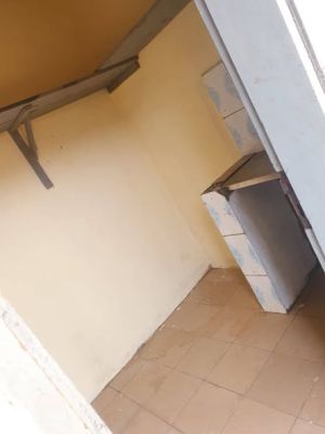 Appartement a louer a stade municipal de Bamenzi - 55000 FCFA - Image 4