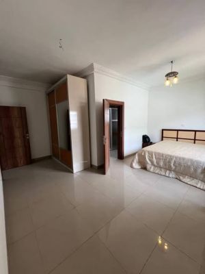 Appartement haut standing a louer a Bastos - Image 1