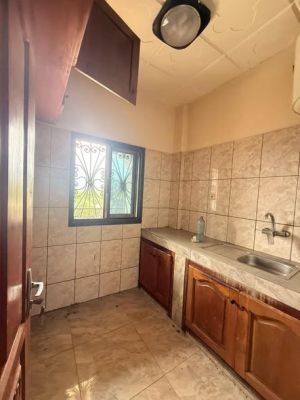 Appartement spacieux a louer a Ngousso - Image 4