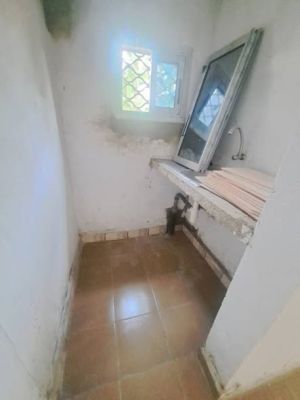 Studio moderne a louer a Logbessou - Image 3