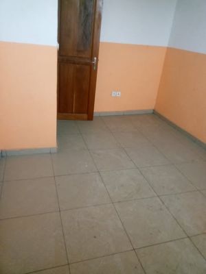 Appartement moderne a louer a Logbaba - Image 4