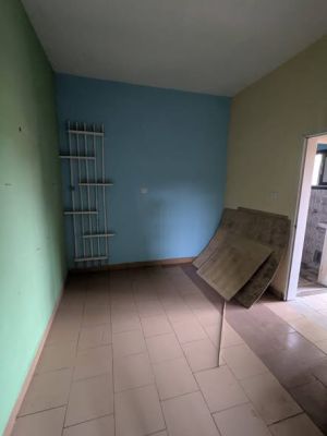 Chambre a louer a Tsinga Village - Image 2