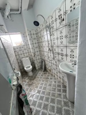 Studio meublé a louer a PK12 - Image 3