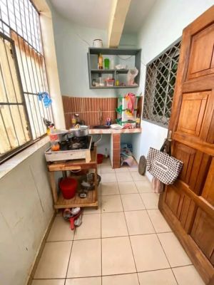 Studio moderne a louer a Biyem-Assi - Image 5