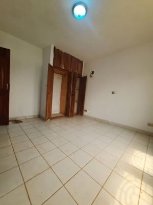 Appartement moderne a NKOLFOULOU - Image 5