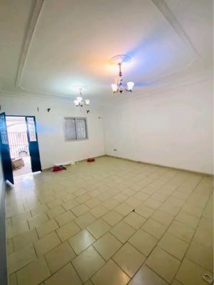 Chambre a louer a Kotto - Image 1