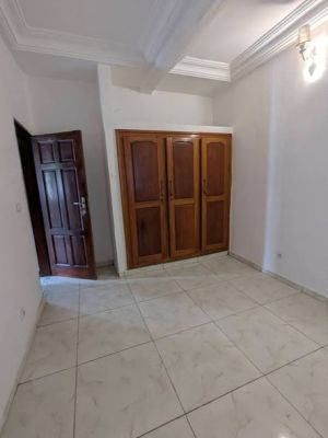 Appartement moderne a louer a Logbaba - Image 4