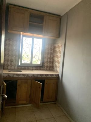 Studio moderne a louer - Image 3