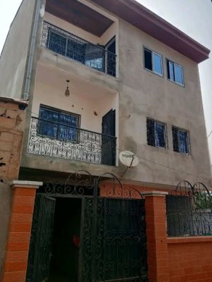 Appartrmnt nouvellemnt construit balcon individuel - Image 1