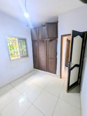 Studio moderne a louer a FOUGEROL Yaounde - Image 4