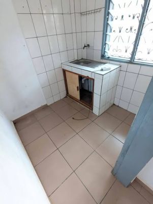 Studio moderne a louer a Etoudi - Image 5