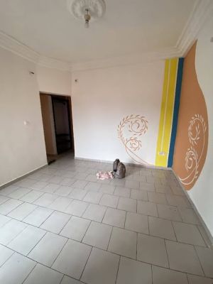 Studio moderne a louer a NKOLFOULOU - Image 2