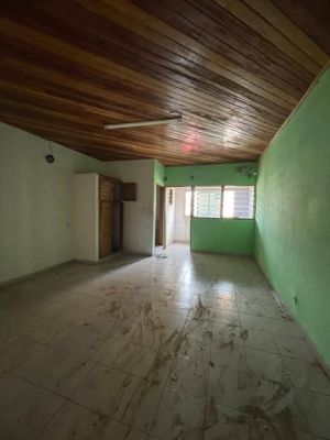 Vaste chambre moderne à louer à Ndogbong - Image 3