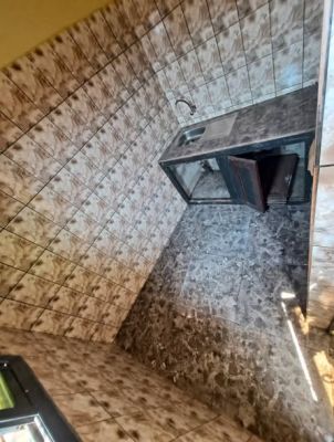 APPARTEMENT MODERNE  Situé à bordure de route secondaire goudronnée - Image 4