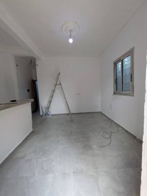 Magnifique studio moderne à louer à 200f du goudron - Image 2