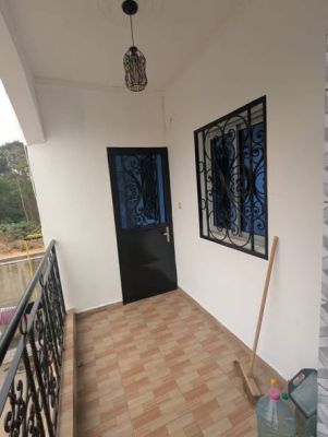 Chambre moderne nouvellement construit à louer dans la barrière - Image 1