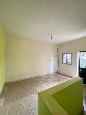 STUDIO À LOUER 55000f a BORNE12 ODZA - Image 1