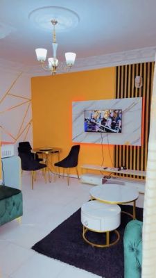 MAGNIFIQUE STUDIO MEUBLÉ (spacieux) en plein coeur de YAOUNDÉ - Image 1