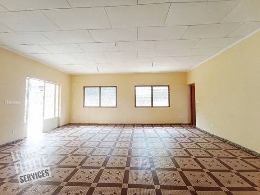 𝗩𝗜𝗟𝗟𝗔 𝗔̀ 𝗟𝗢𝗨𝗘𝗥 – 𝗢𝗠𝗡𝗜𝗦𝗣𝗢𝗥𝗧𝗦, 𝗬𝗔𝗢𝗨𝗡𝗗𝗘 - Image 4