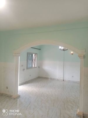 Appartement haut standing à louer à NKOLBISSON LYCÉE - Image 2